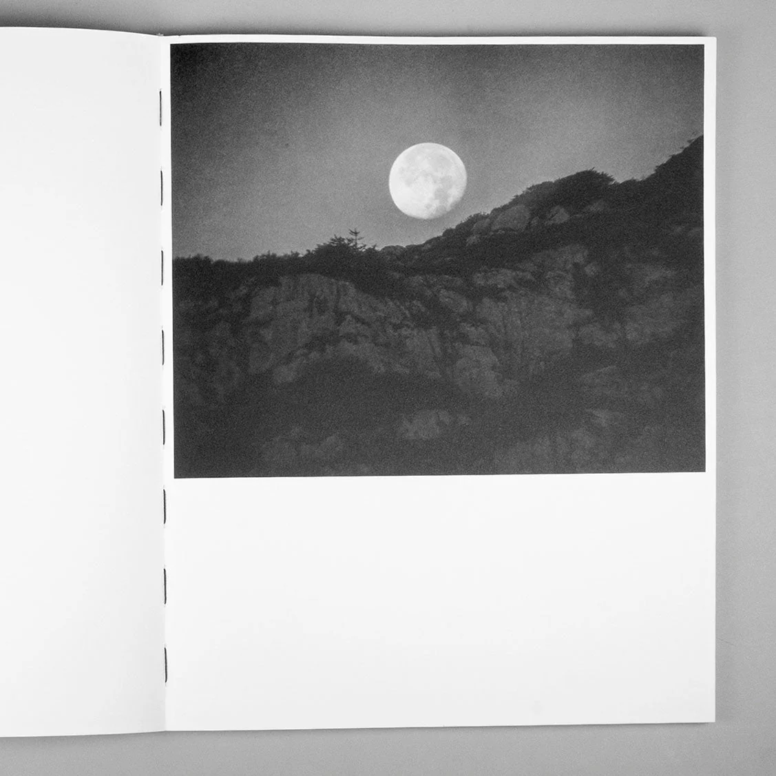 Between the Mountain and the River by Rick van der Klooster - Image 8