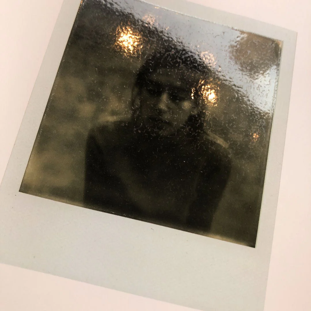 Come closer by Dinaya Waeyaert - Image 6