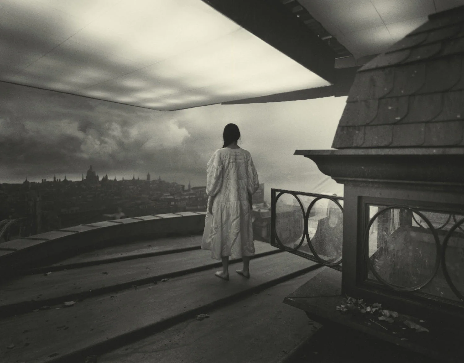 Dear God, the Parthenon is still broken by Yorgos Lanthimos - Image 5