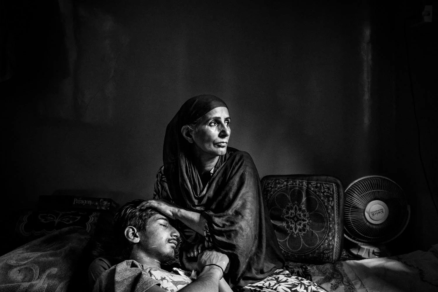 Kashmir Wait & See by Cédric Gerbehaye - Image 5