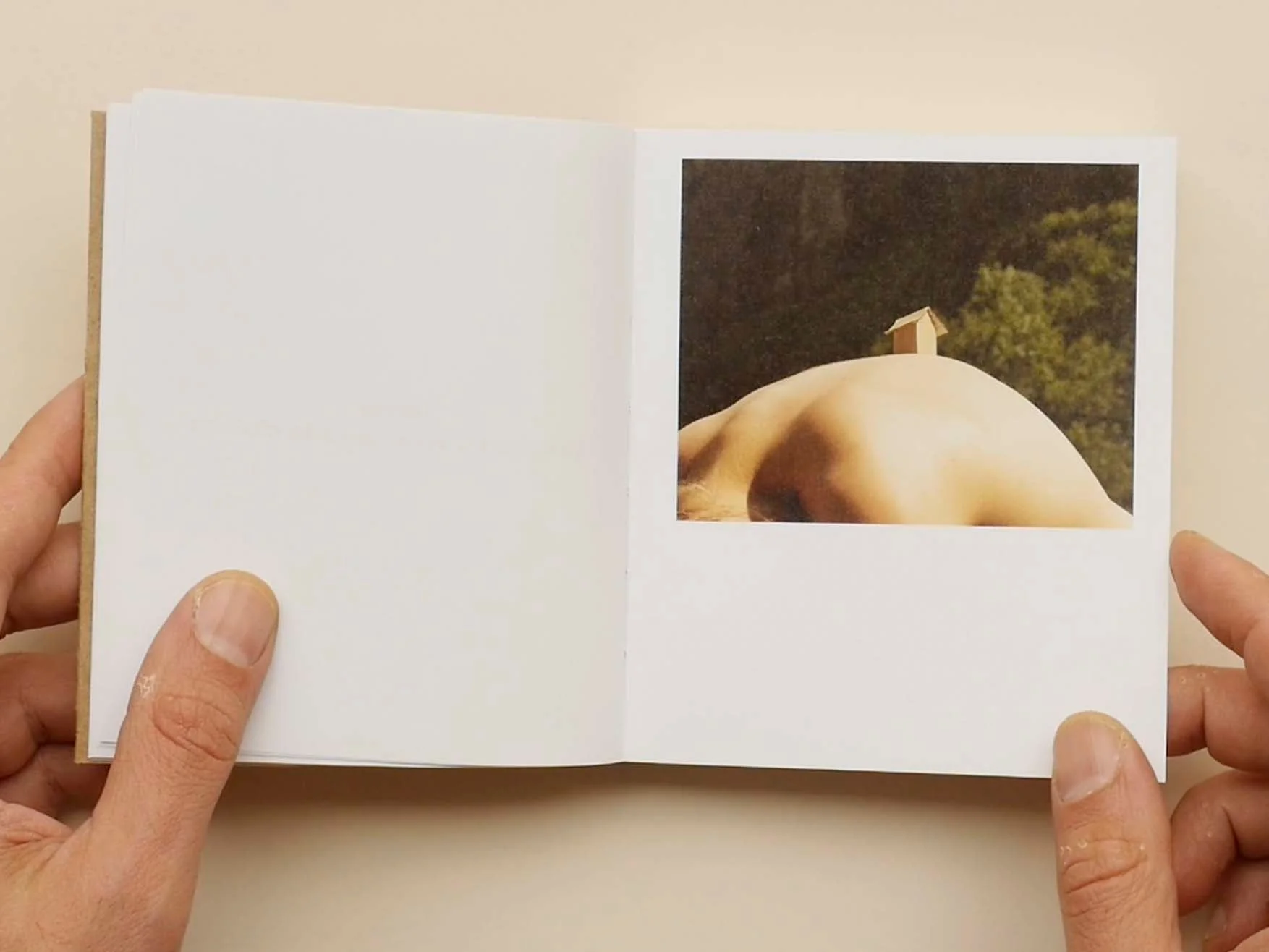 One bed, two blankets, seventy-six rules by Sabine Hess & Nicolas Polli - Image 7