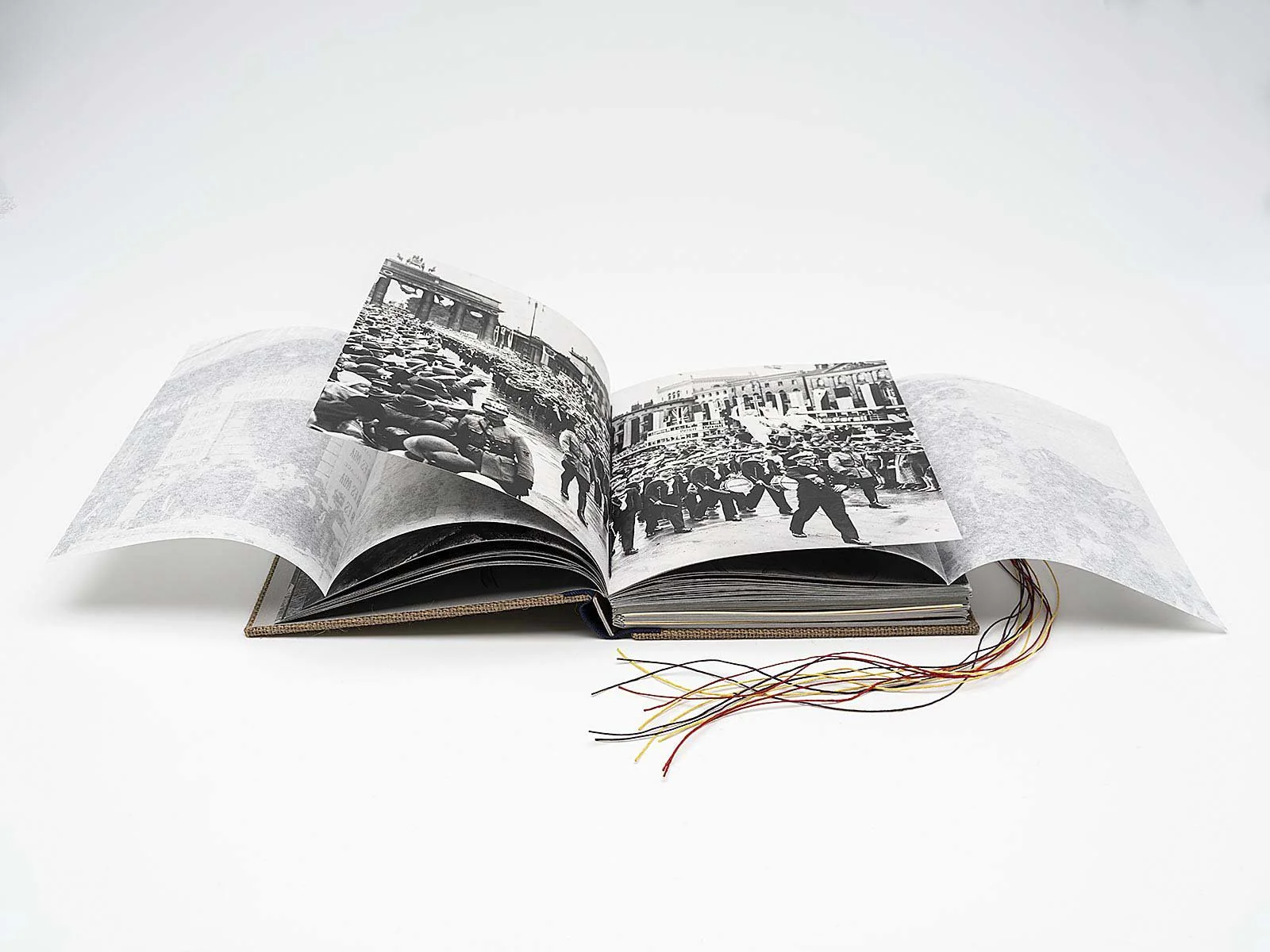 We Came for Games by Roberto Aguirrezabala - Image 5